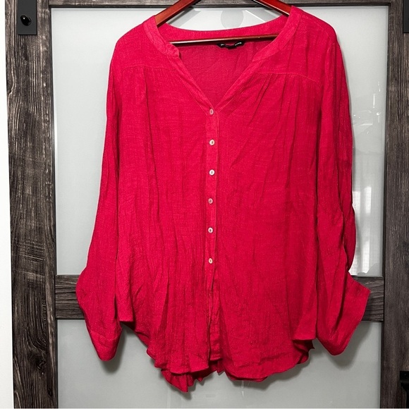 Zac & Rachel Tops - Zac & Rachel Gauzy Red Button Up Roll Tab Sleeves Women's 2X